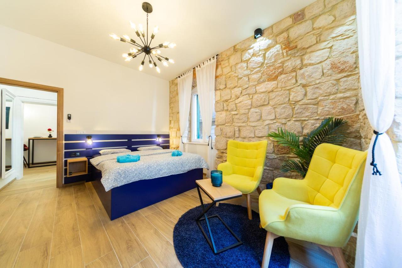 Apartman Kolura Vis Exteriör bild